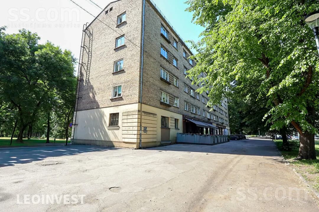 Divistabu dzīvoklis — Krišjana Barona 3