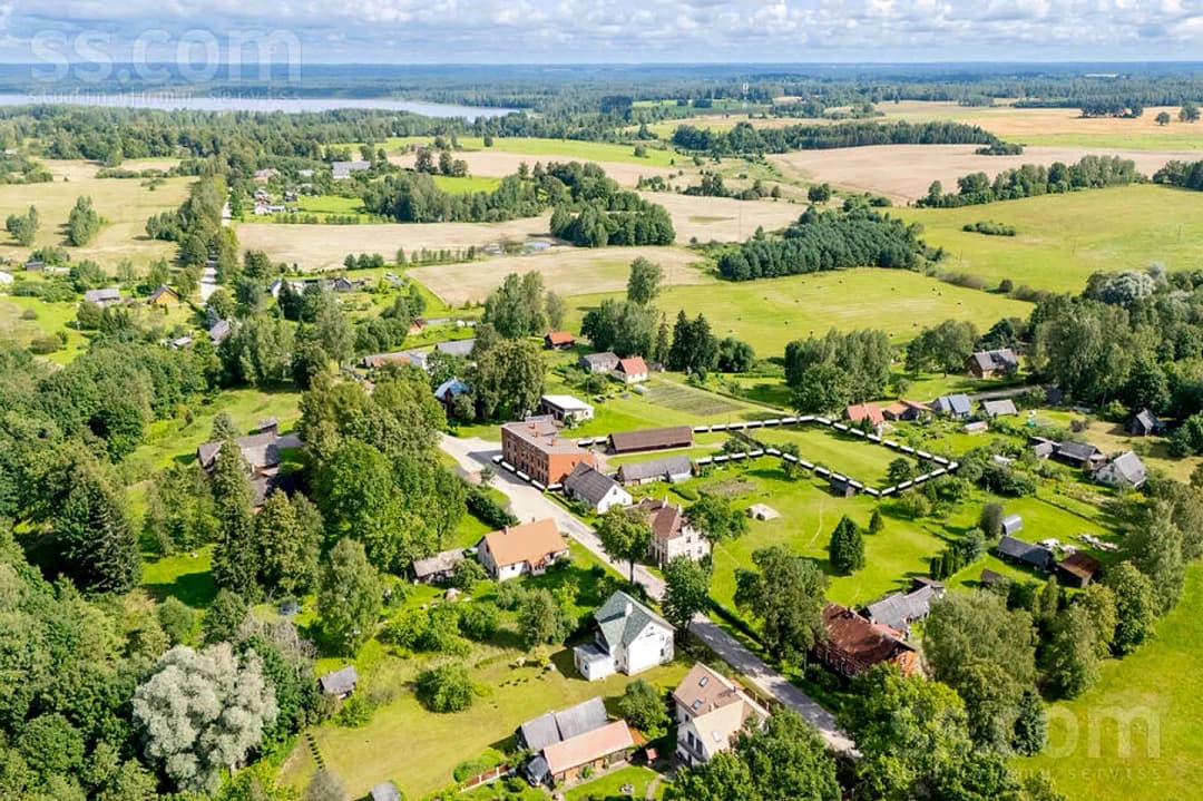Māja — Brīvības iela 36 — vēl bildes