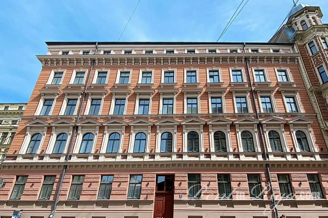 Divistabu dzīvoklis — Alfrēda Kalniņa iela 6