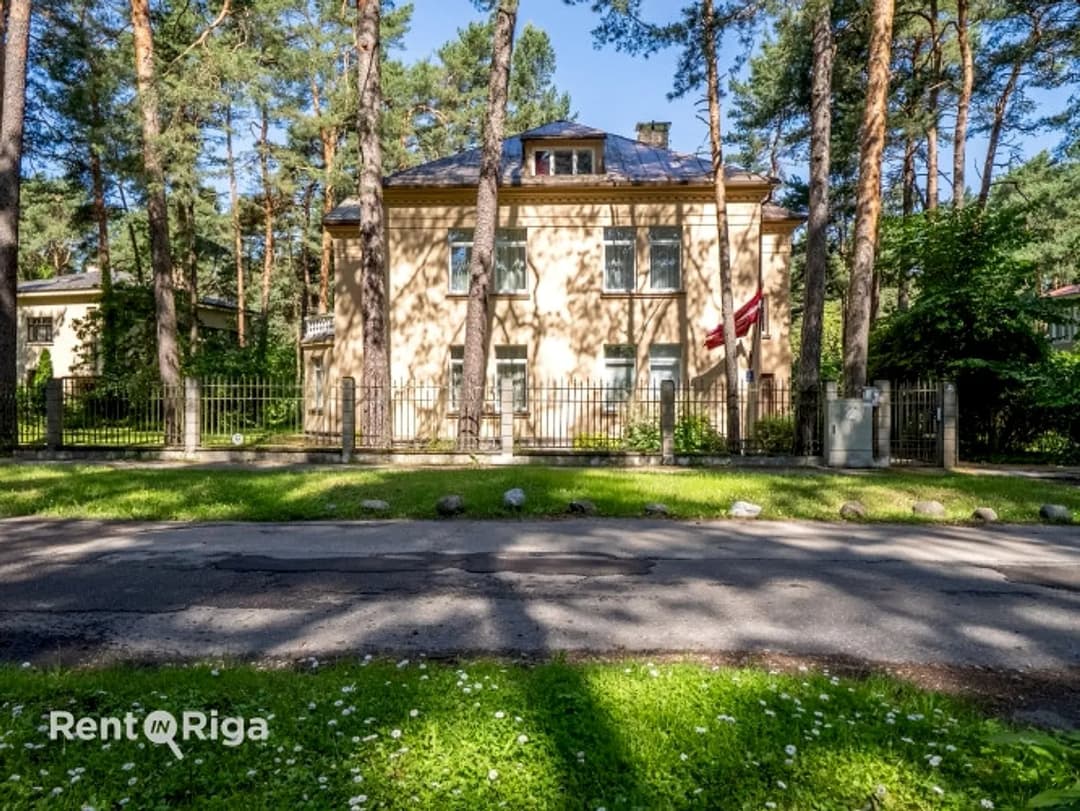 Piecistabu māja — Poruka iela