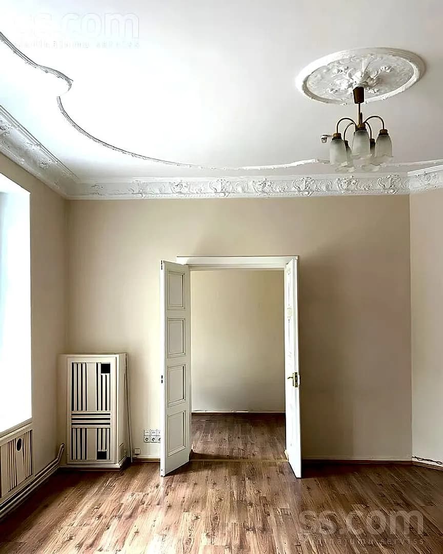 4 istabu dzīvoklis — Elizabetes 23a — bilde 2