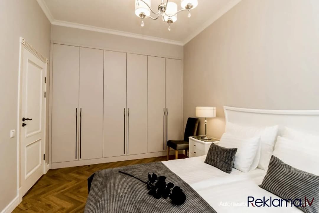 Divistabu dzīvoklis — Pērnavas iela 41