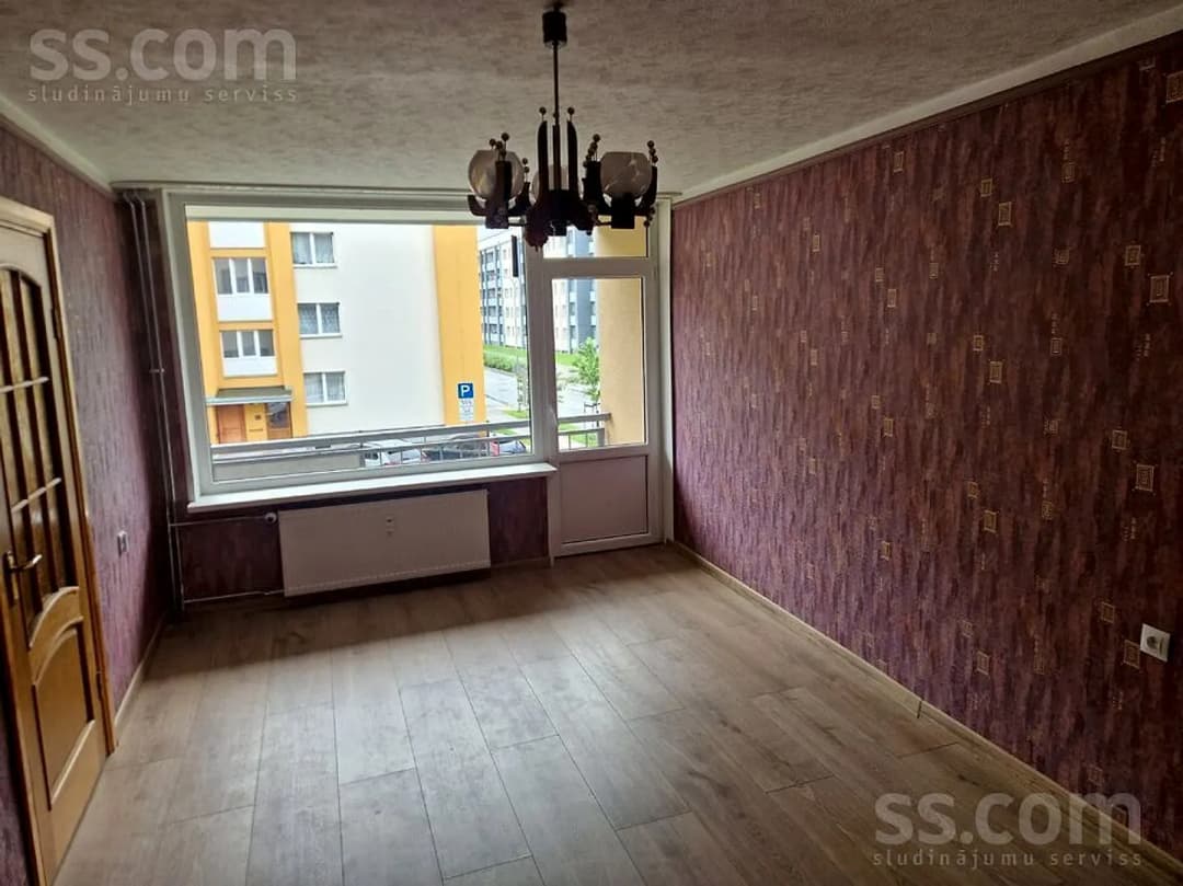 Divistabu dzīvoklis — Linarda Laicenu iela 15