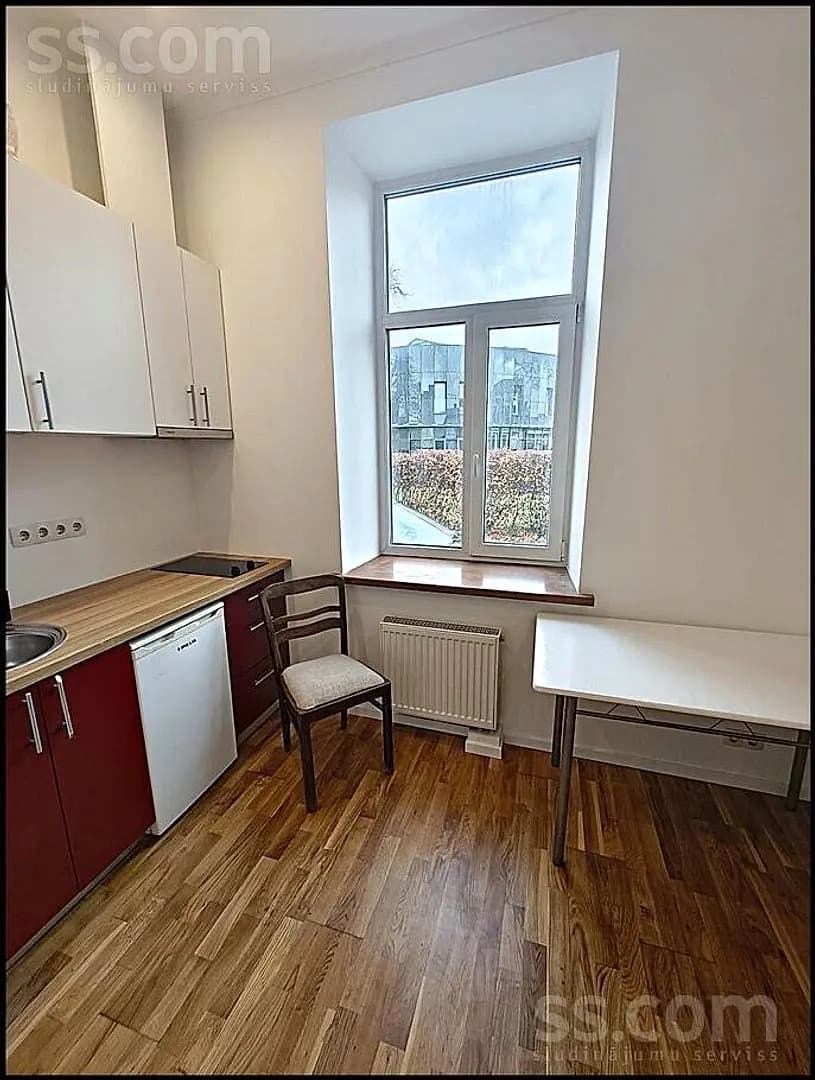 Divistabu dzīvoklis — Juras 18 — vēl bildes