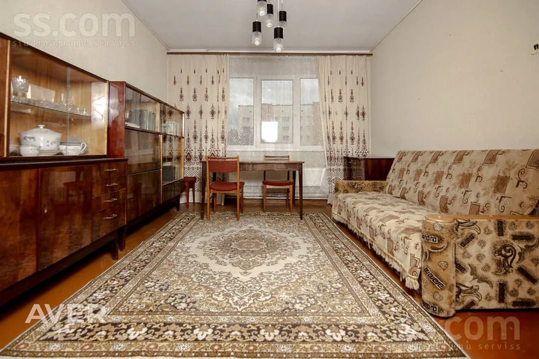 Trīsistabu dzīvoklis — Dārzu iela 84 — vēl bildes