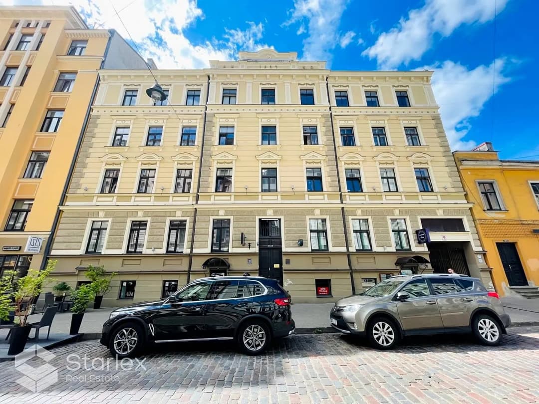 100-ist. Māja, 2386㎡ - Rīga, Centrs