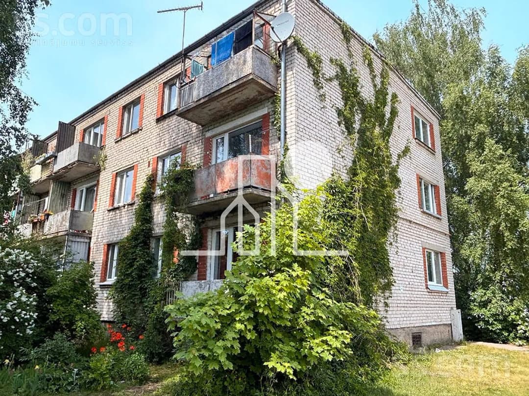 Divistabu dzīvoklis — Celtnieku 30
