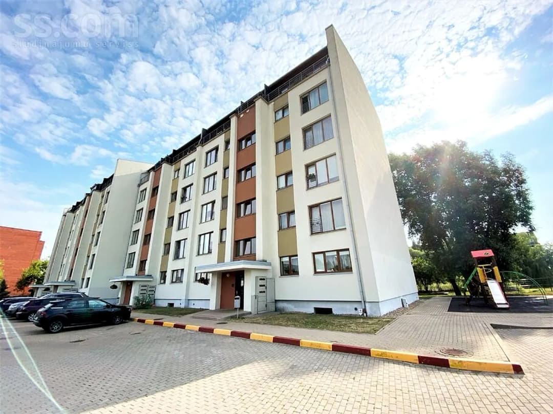 Divistabu dzīvoklis — Asteru iela 17