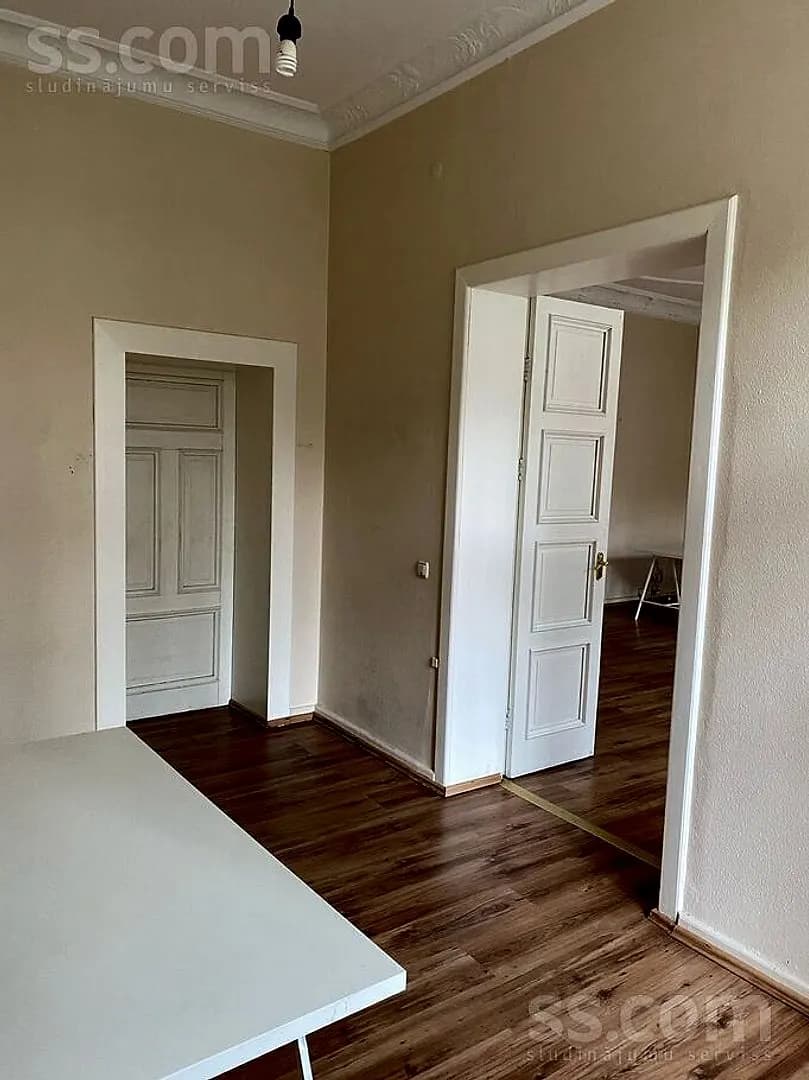 4 istabu dzīvoklis — Elizabetes 23a — bilde 4