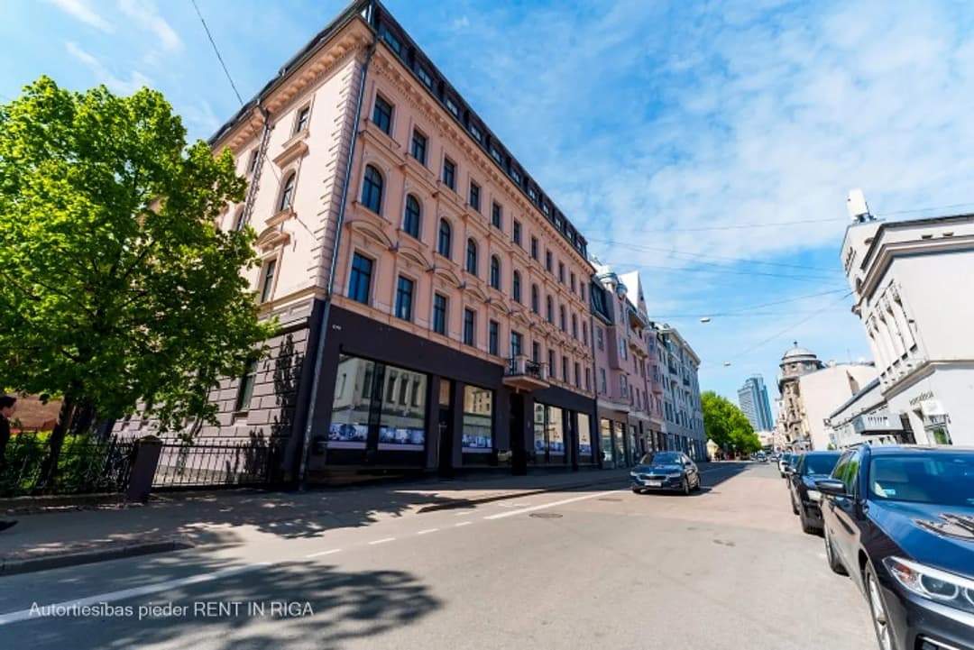 Divistabu dzīvoklis — Elizabetes iela 18, Rīga (Centrs)