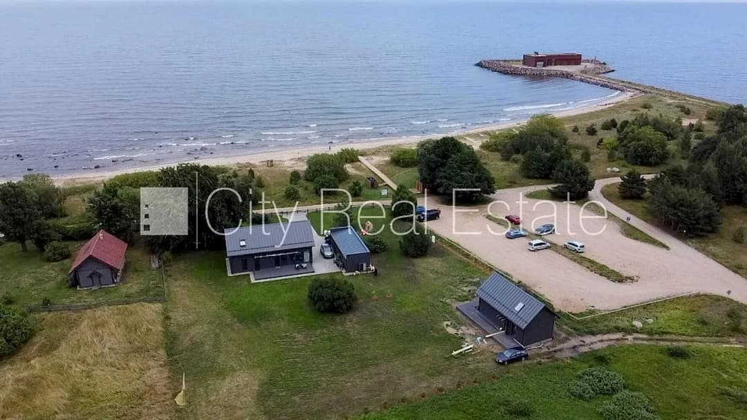 Trīsistabu dzīvoklis — Jūras iela 7, Jelgavas novads