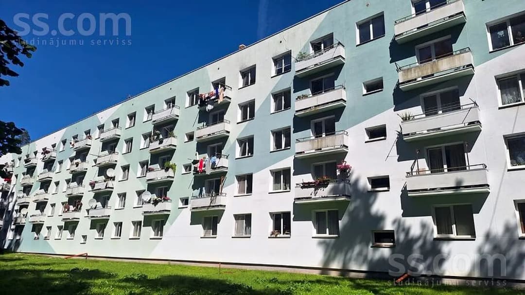 Divistabu dzīvoklis — Labrenči 7