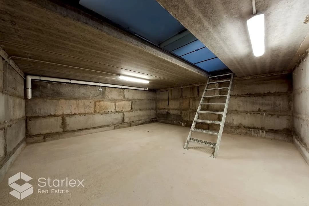 4-ist. Māja, 200㎡ - Garkalnes pagasts, Suži
