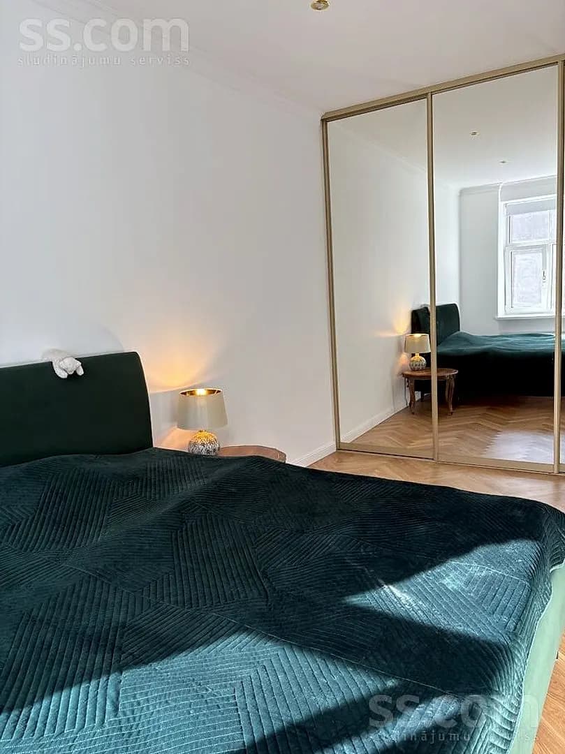 Trīsistabu dzīvoklis — Lāčplēša 36 — vēl bildes