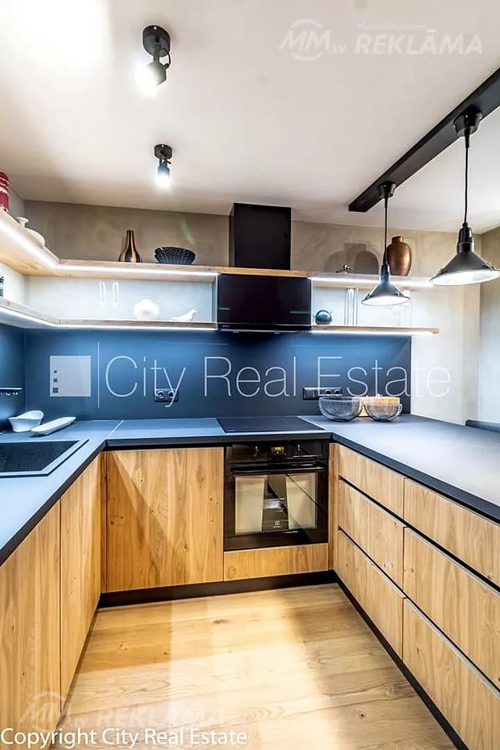 Dzīvoklis Rīgā, Centrā, 140 м², 4 ist., 2 stāvs — vēl bildes