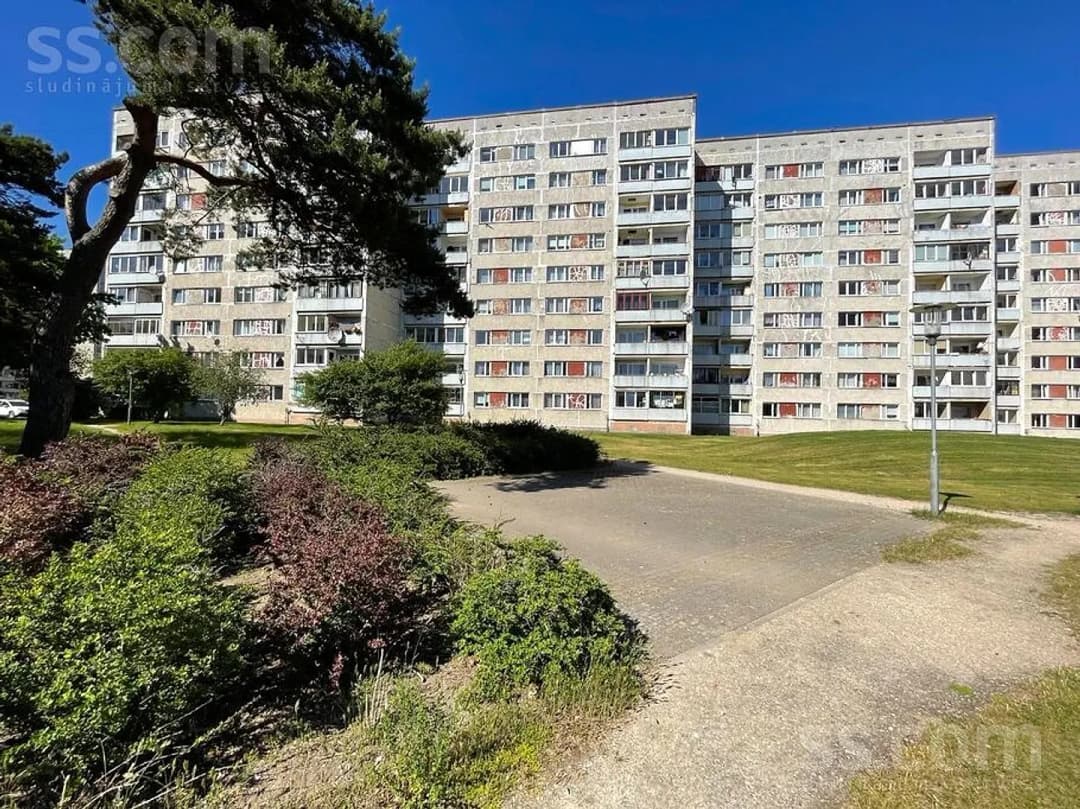 Divistabu dzīvoklis — Saules 106