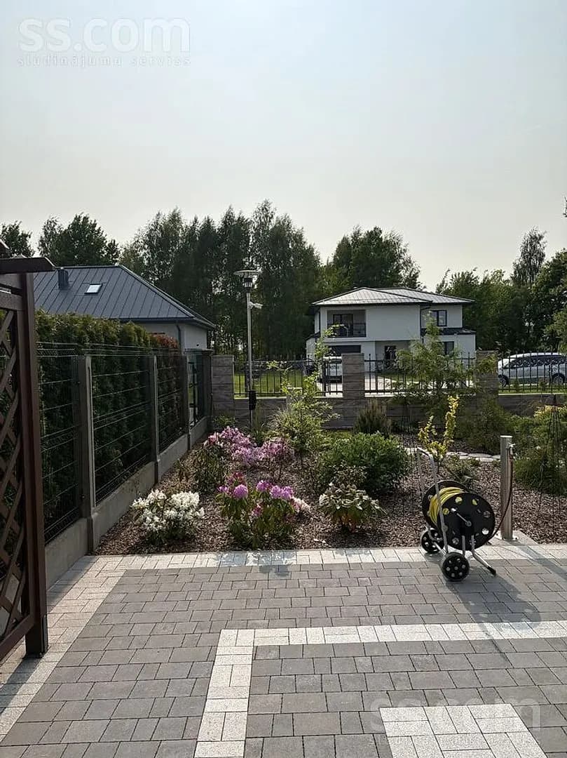 Māja — Loka maģistrāle — vēl bildes
