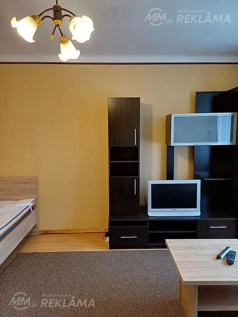 Dzīvoklis Rīgā, Centrā, 33 м², 1 ist., 2 stāvs.