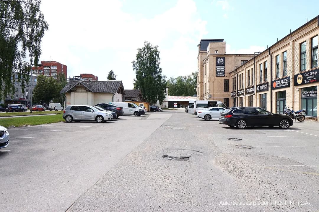 Brīvības 401, Jugla — bilde 3
