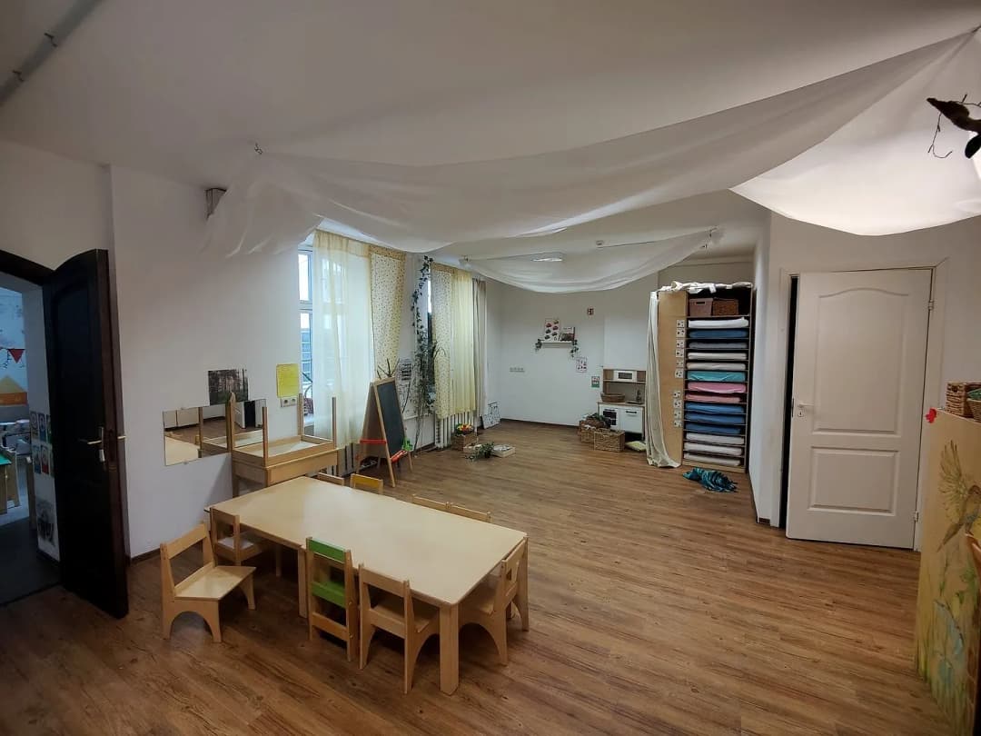 Miesnieku 11, Centrs — vēl bildes