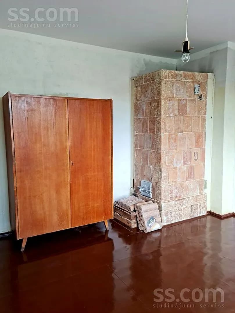 Divistabu dzīvoklis — 10 5 — vēl bildes