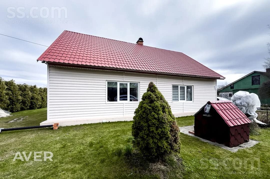 Māja — Domes iela 27 — vēl bildes