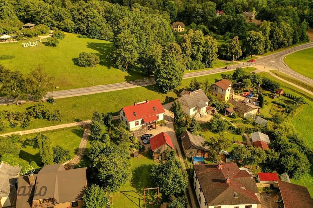 6 istabu māja — Saules iela 19, Talsi — bilde 2