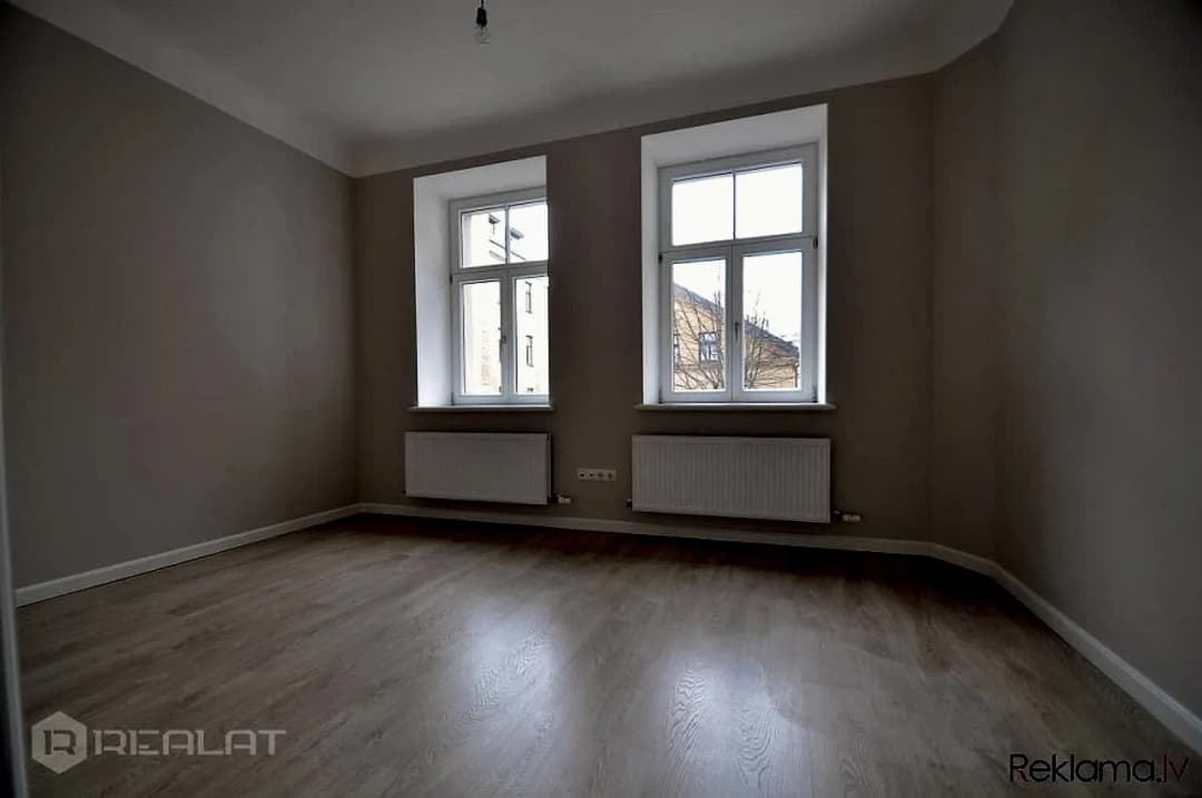 Trīsistabu dzīvoklis — Dzirnavu iela 6A — bilde 3