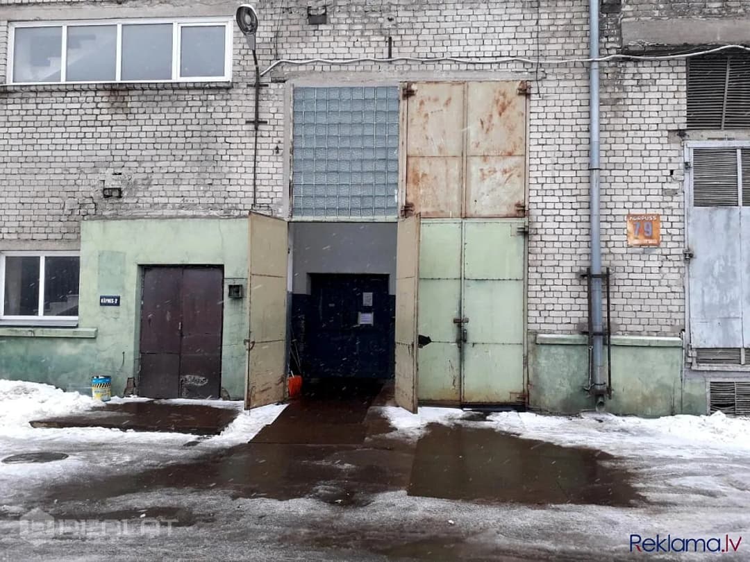 Iznomā noliktavas - ražošanas telpas 700 m2. platībā + Griestu augstums 8 m. + Industriālā — bilde 2