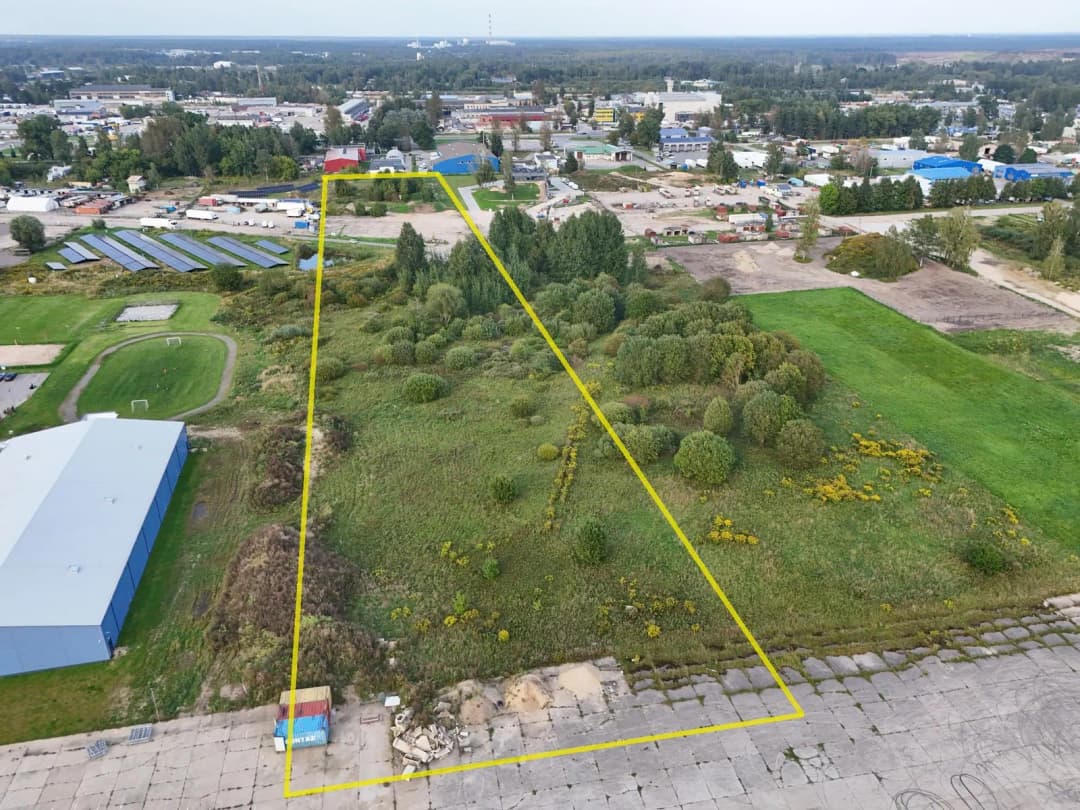 Vējstūru iela, Rumbula, Rīga — vēl bildes