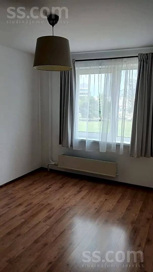 4 istabu dzīvoklis — Salnas 5 — vēl bildes