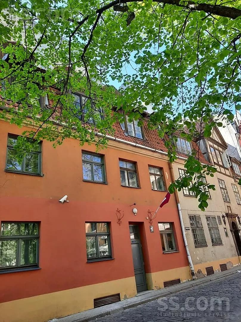 Divistabu dzīvoklis — Kalēju 47