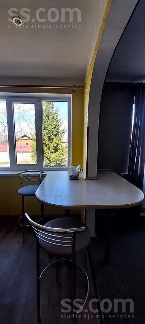 Vienistabas dzīvoklis — 5 5 — vēl bildes