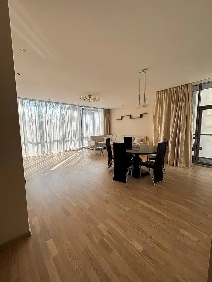3-ist. Dzīvoklis, 108㎡ - Rīga, Centrs — bilde 2