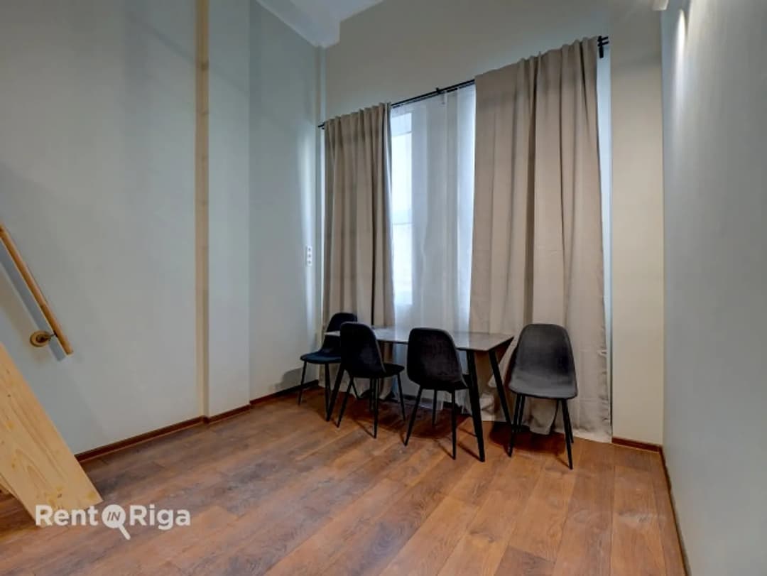 Trīsistabu dzīvoklis — Katoļu iela 11 — bilde 2